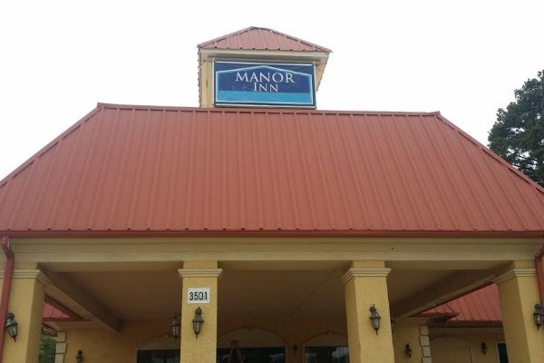 Manor Inn (Kilgore)